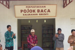 Launching Perpustakaan. (foto: dokumentasi KKN UIN Sunan Kalijaga Girijati)